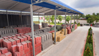 Gạch lát vỉa hè Thanh Hóa mua ở công ty nào uy tín?