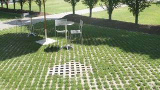 Cách thi công gạch trồng cỏ chính xác nhất