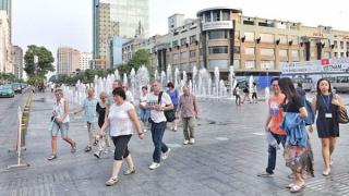 Giá gạch bê tông giả đá có đắt không?